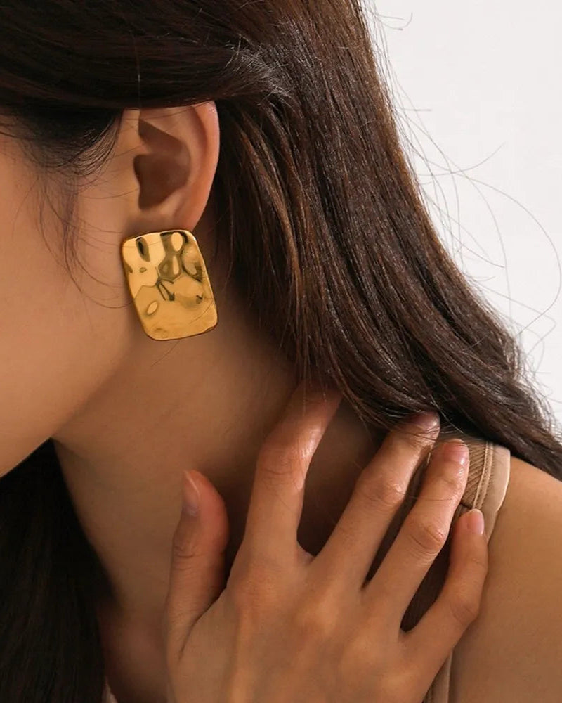 fc56236a-7fa1-465d-88b6-ddd12f74f6ab-Max